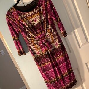 David Meister 3/4 sleeve dress. Gathered front back zip size 4